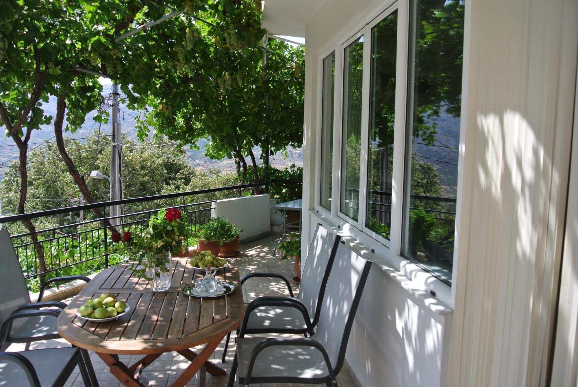 Вилла Aggeliki House Киссос Экстерьер фото